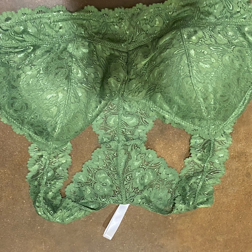 Women’s bralette. Size L